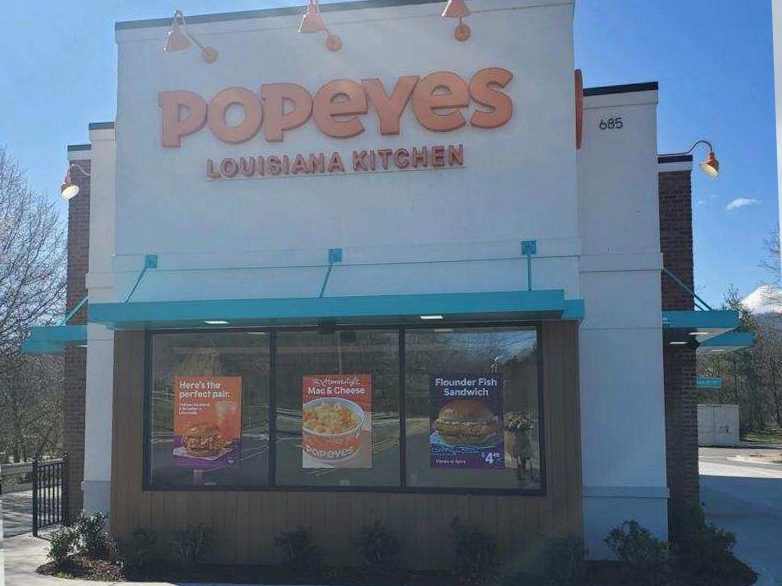 POPEYES® OPENS ITS 300TH RESTAURANT IN CANADA, CONTINUING THE BRAND'S RAPID  GROWTH ACROSS THE COUNTRY